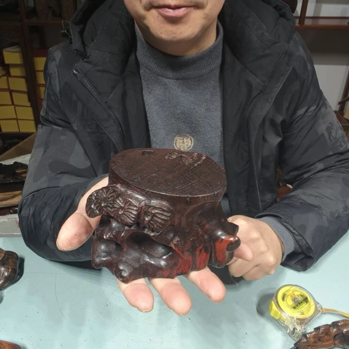 交趾黄檀（大红酸枝）1