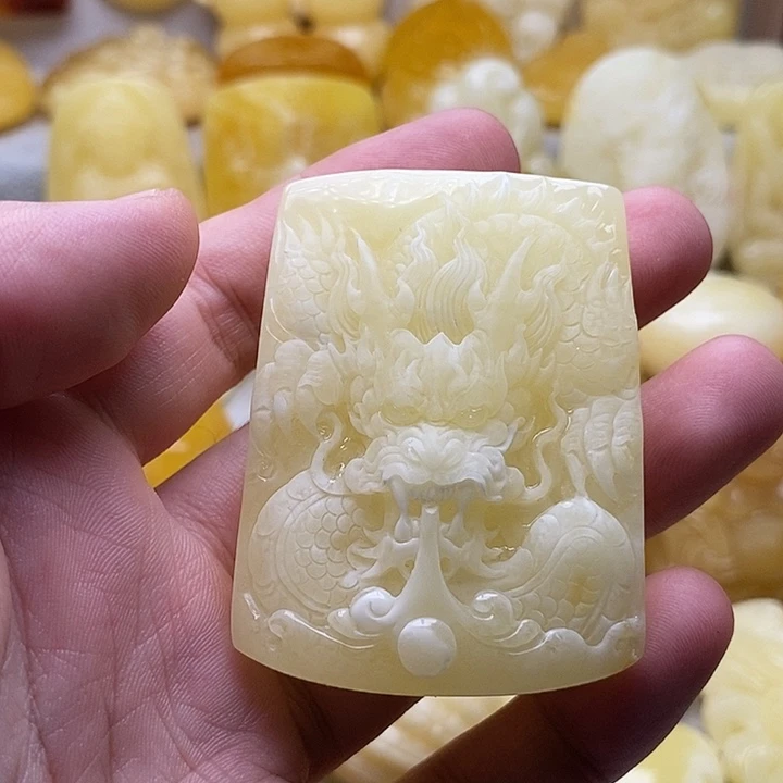 琥珀颈饰未镶嵌琥珀蜜蜡吊坠