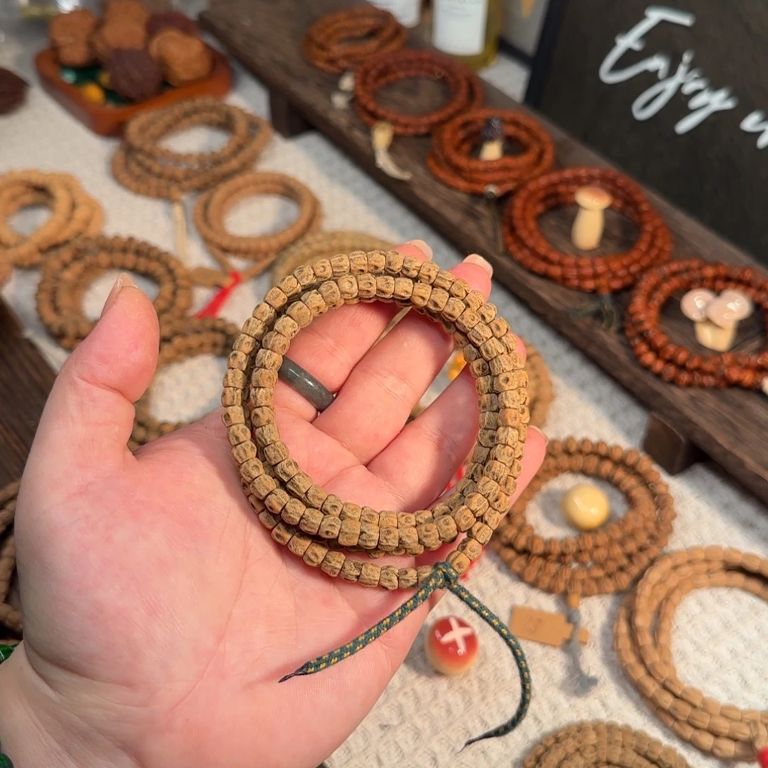 十***丶柏香籽/百香籽吊坠