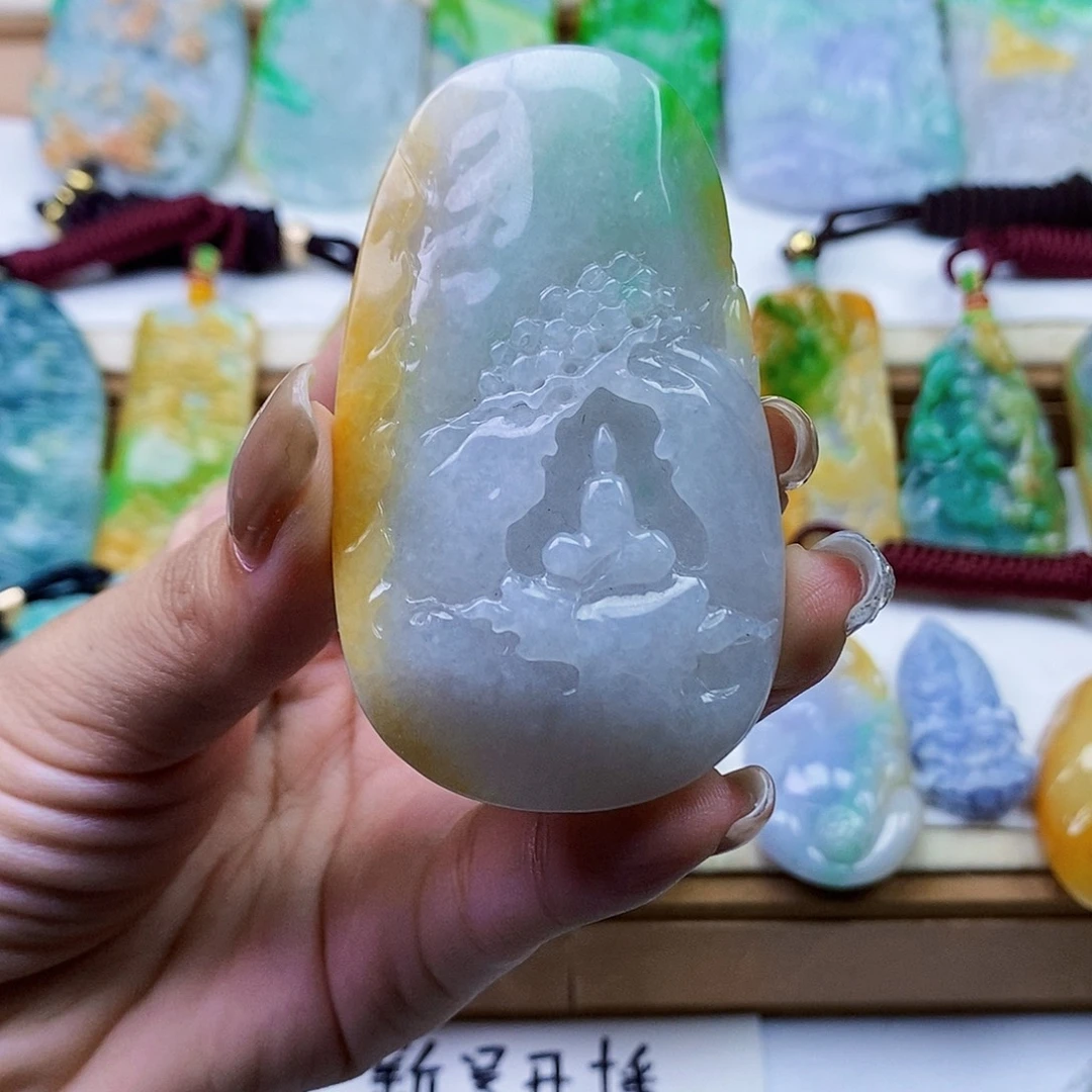 颈饰未镶嵌翡翠翡翠