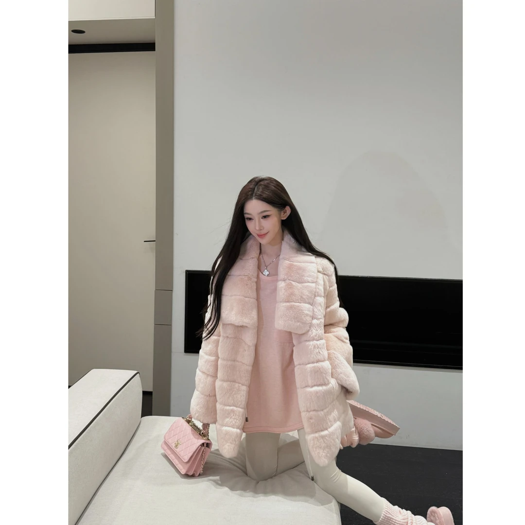 【沁粉佳人】温柔静奢风厚绒獭兔独家定染浅裸粉高级粉外套