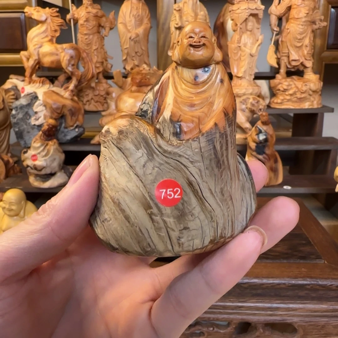 崖柏小木匠艺雕一物一拍