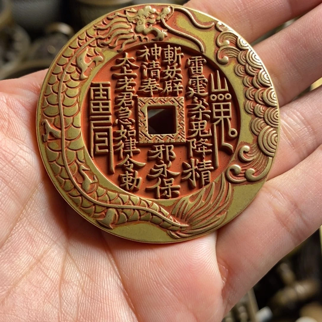 精美铜器做工精良