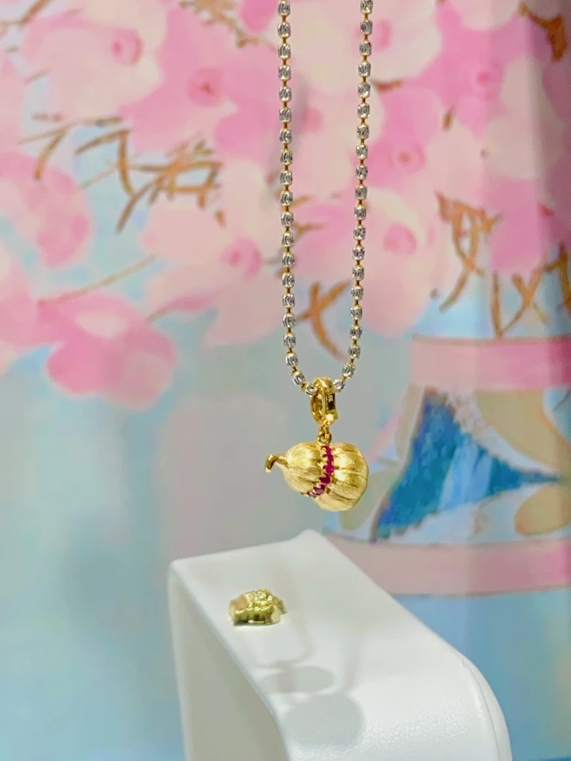 18K金镶嵌红宝石吊坠葫芦款（不含链）