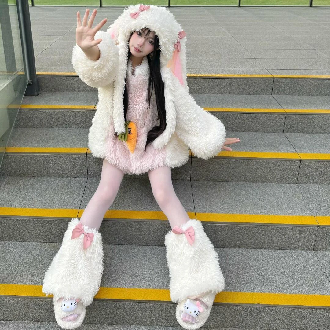 小兔子毛绒绒套装加绒保暖睡衣家居服外套大学生网红cos套装甜妹