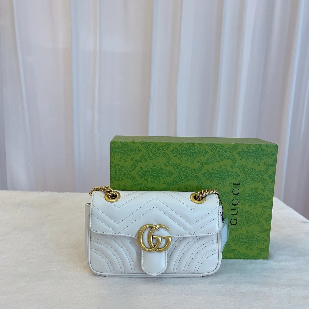 Gucci/古驰 白色马蒙22  B66