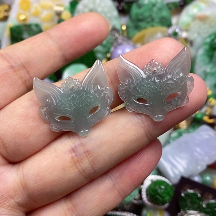 吊坠(赠链)未镶嵌翡翠