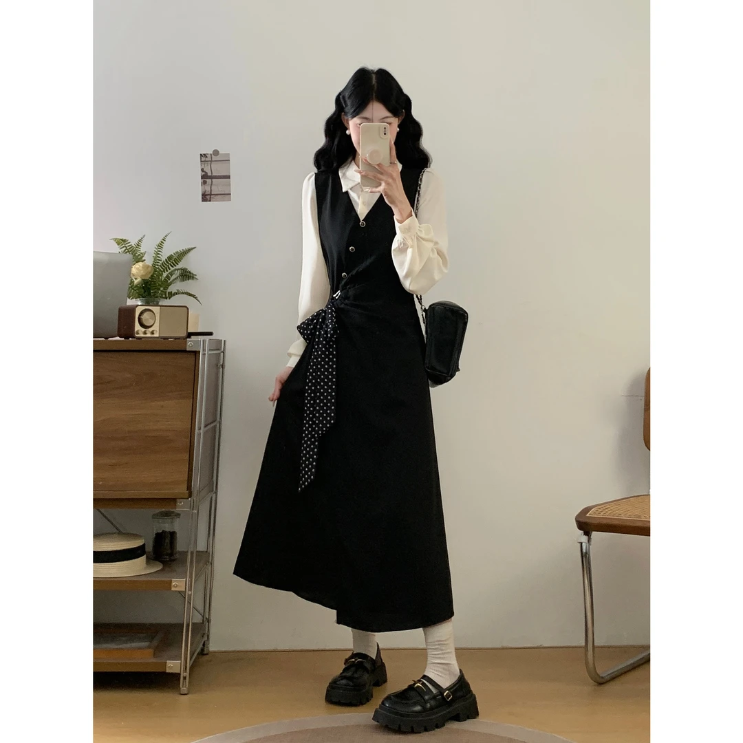 早秋穿搭女教资面试学院风假两件设计感法式显瘦收腰大码连衣裙