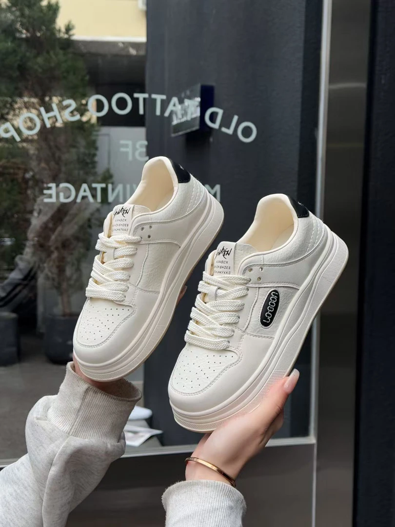 2025新款真皮超轻底小白鞋