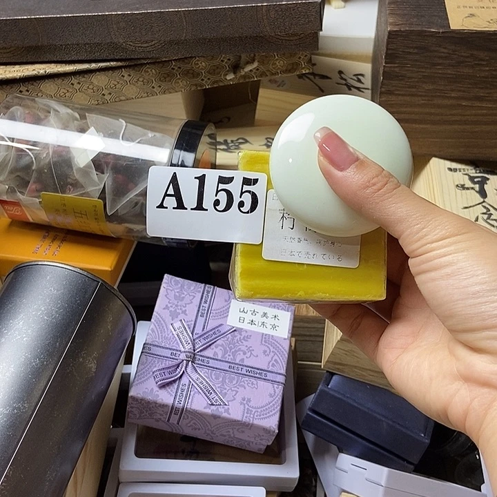 琉璃手工艺品淄****美工艺品