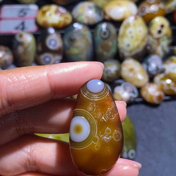 玛瑙/玉髓未镶嵌吊坠(不含链)86