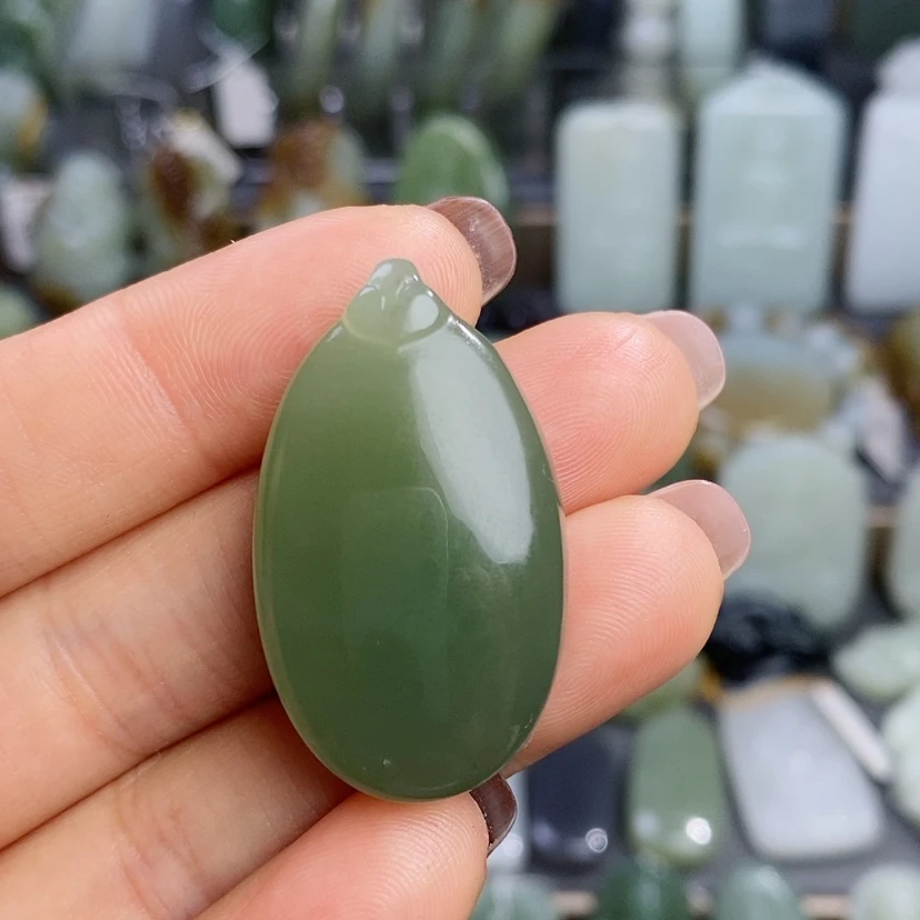 【闪购商品】颈饰未镶嵌和田玉