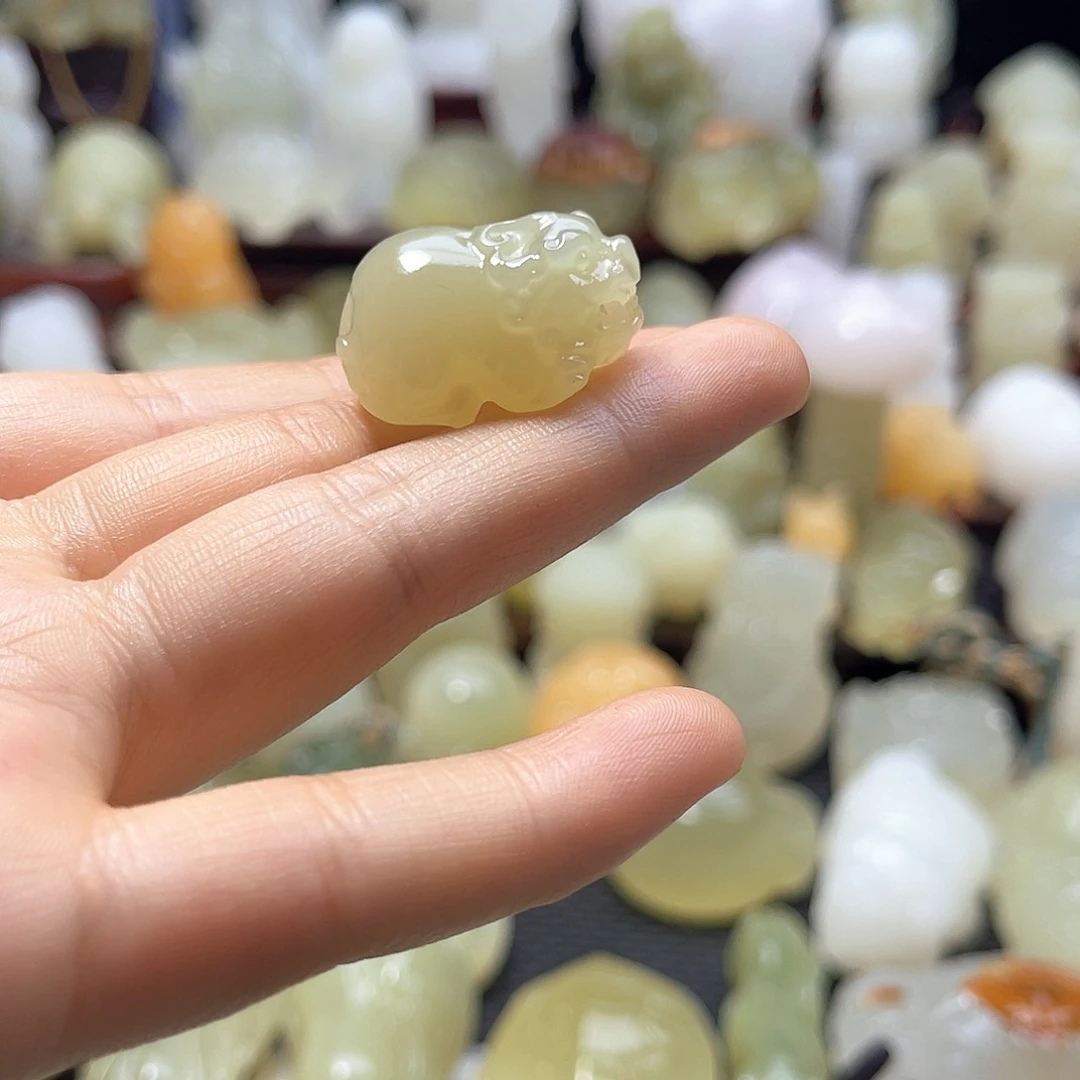 新疆昆仑山脉山料