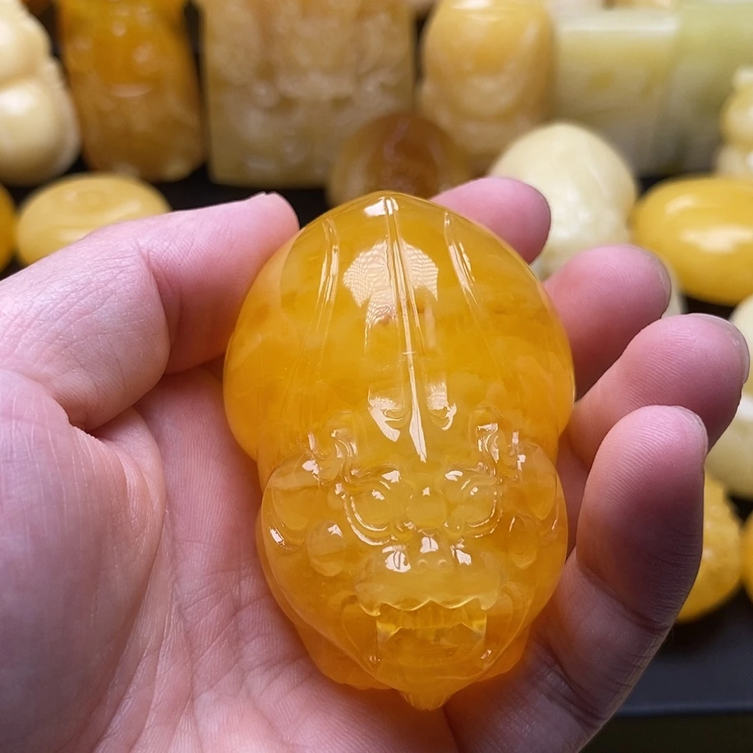 琥珀颈饰未镶嵌琥珀蜜蜡吊坠