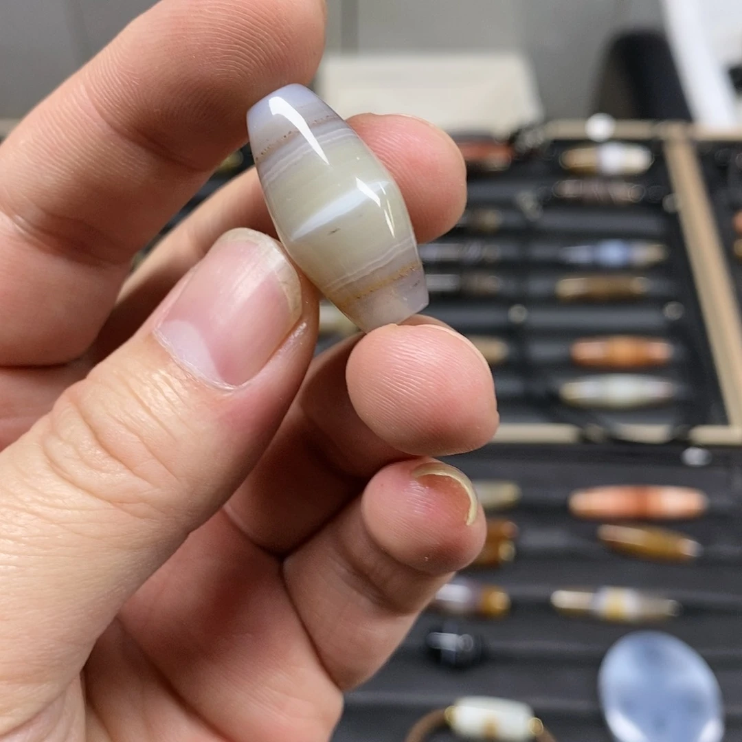 玛瑙/玉髓颈饰未镶嵌土**主