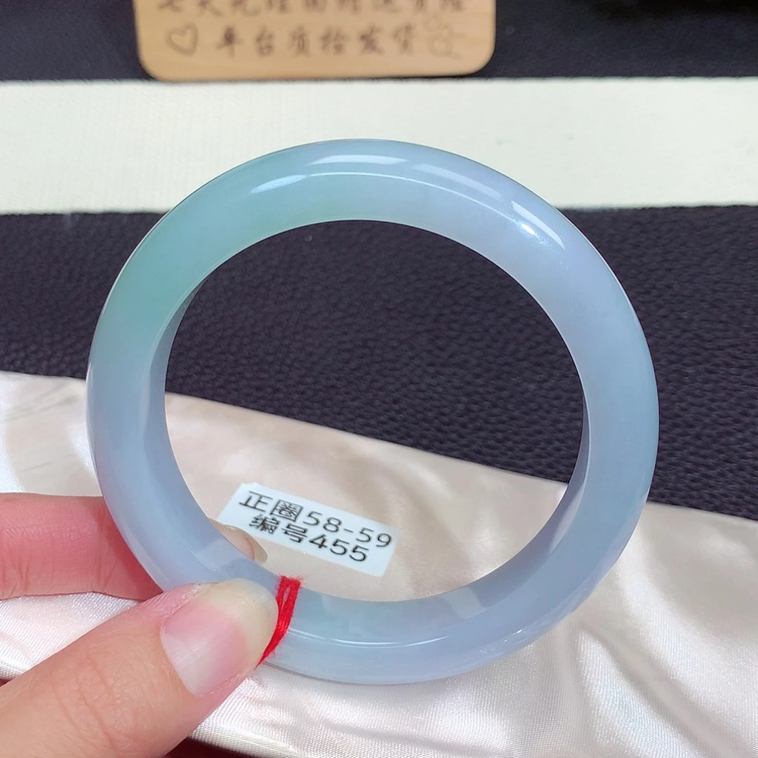 翡翠手镯未镶嵌455
