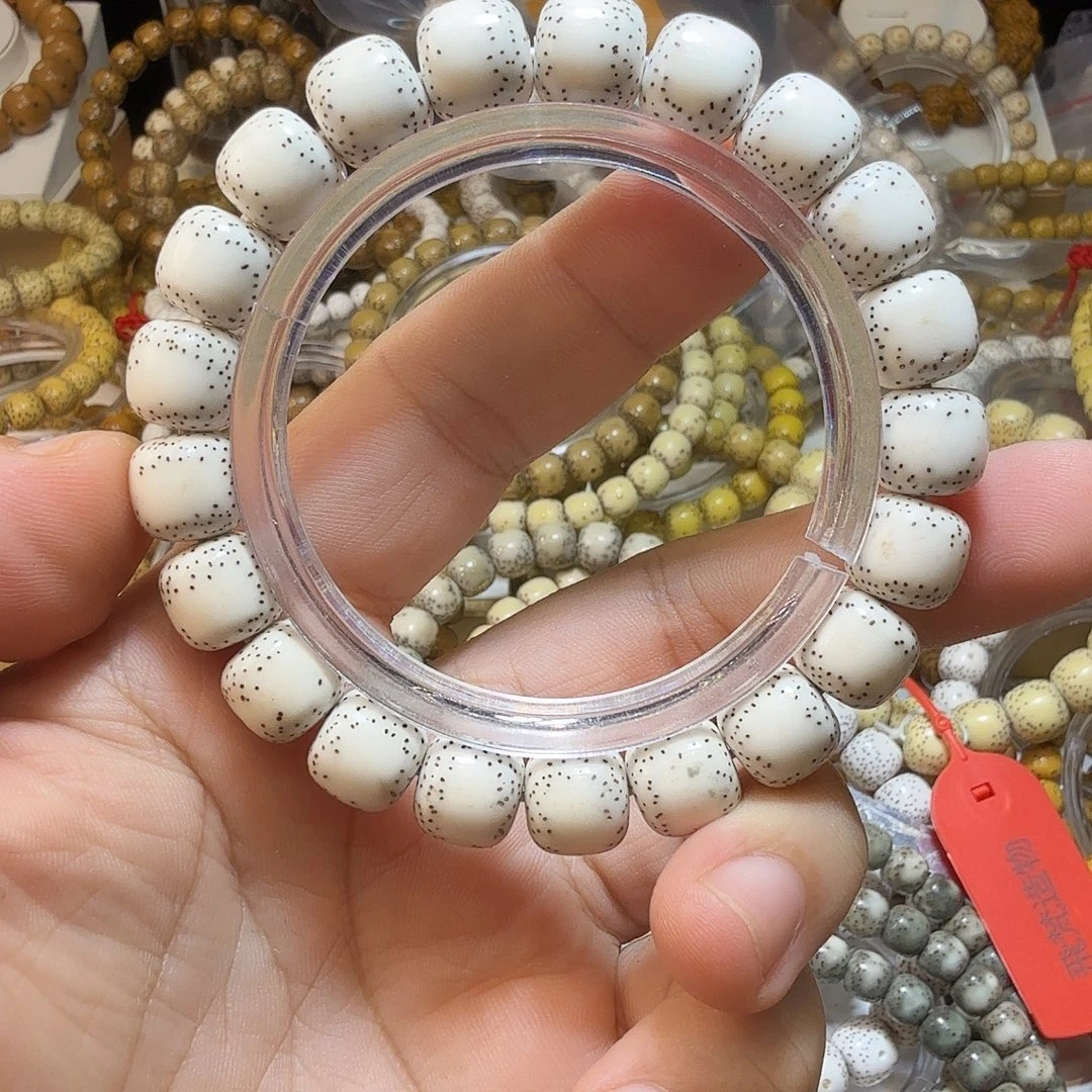 手串星月菩提原脂白