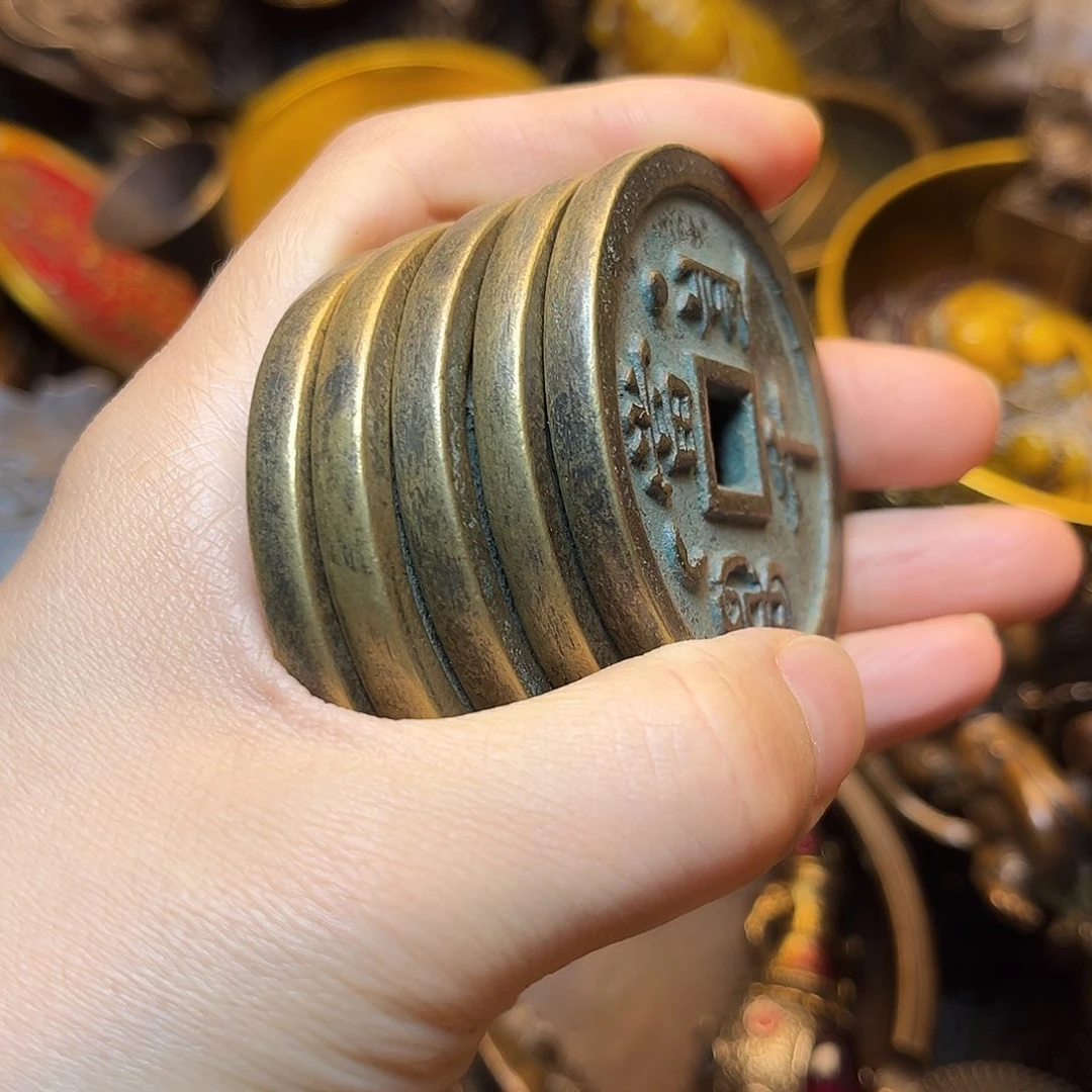 精美铜器工艺品等