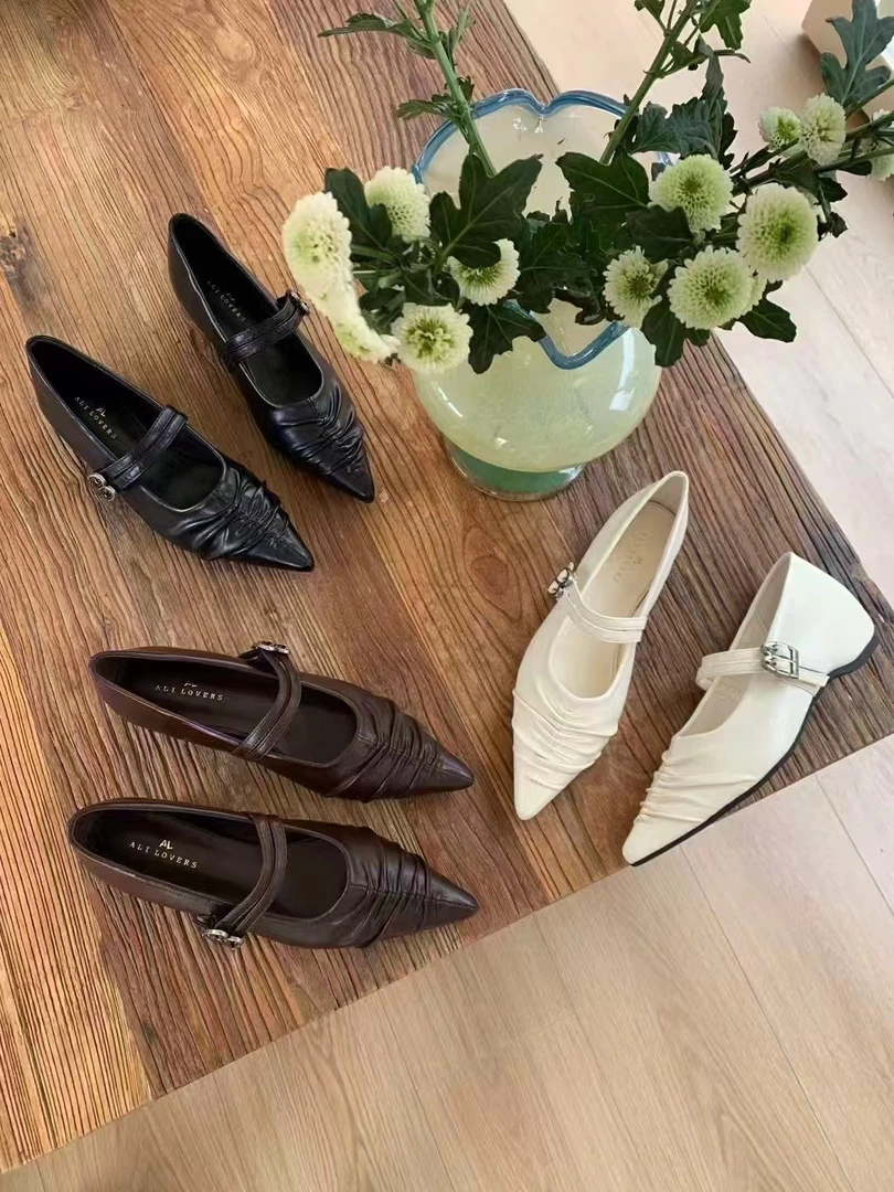 Q69-2韩版百搭单鞋女2025新款小皮鞋设计感褶皱尖头玛丽珍鞋女