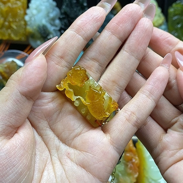 琼***）蛇纹石玉未镶嵌手链