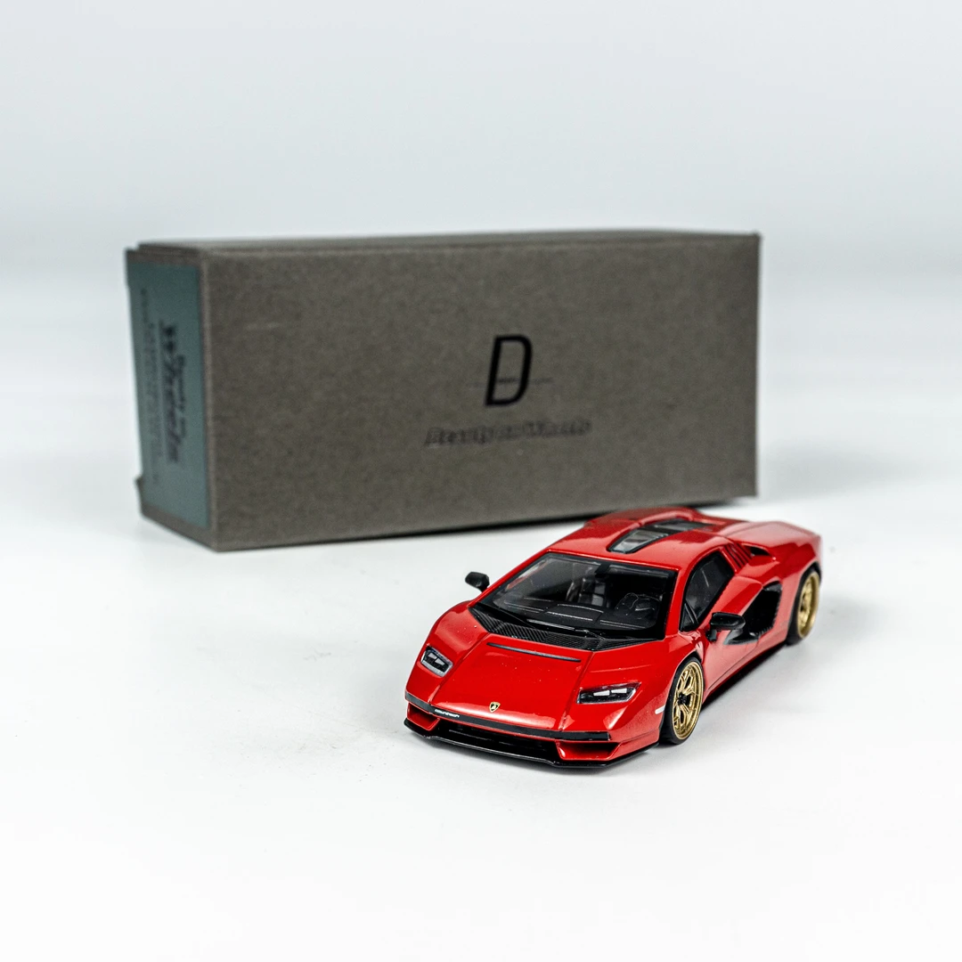 D MODEL 1:64 兰博基尼 康塔什 Countach LPI 800-4 合金汽车模型