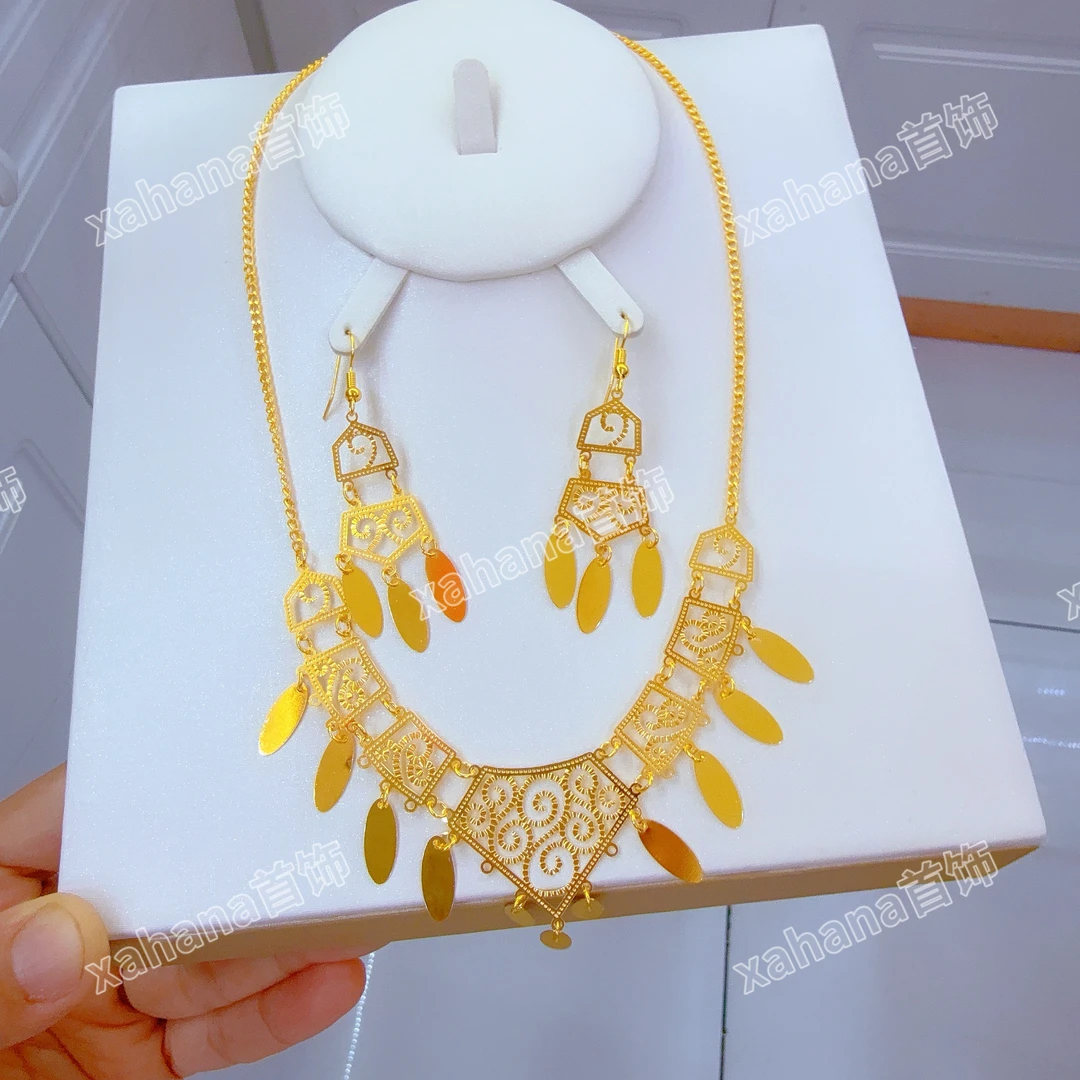 铜合金亚克力项链 新款时尚金子同款两件套首饰特好看网红爆款