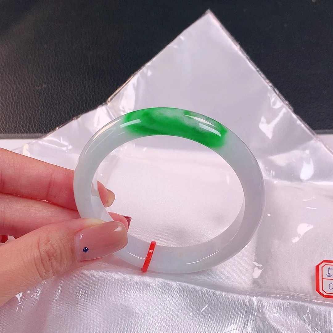 未镶嵌手镯翡翠035