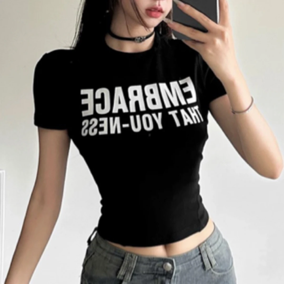 甜酷复古风个性字母印花短袖T恤女显瘦修身百搭辣妹上衣 春夏