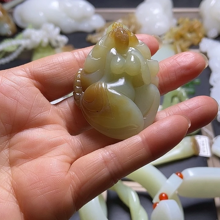 和田玉未镶嵌挂件