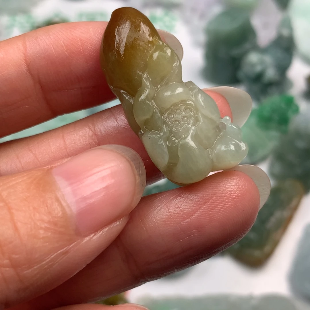 定制翡翠未镶嵌翡翠