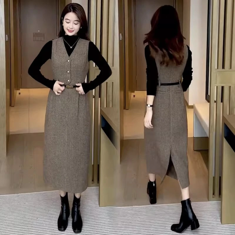 拉夏贝尔时尚套装杏色背心裙秋冬季新款小香风打底裙高级感连衣裙