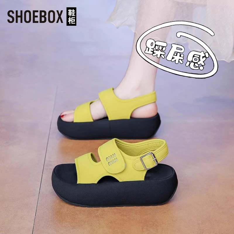 SHOEBOX鞋柜踩屎感软底休闲凉鞋女2025夏厚底增高小个子凉鞋