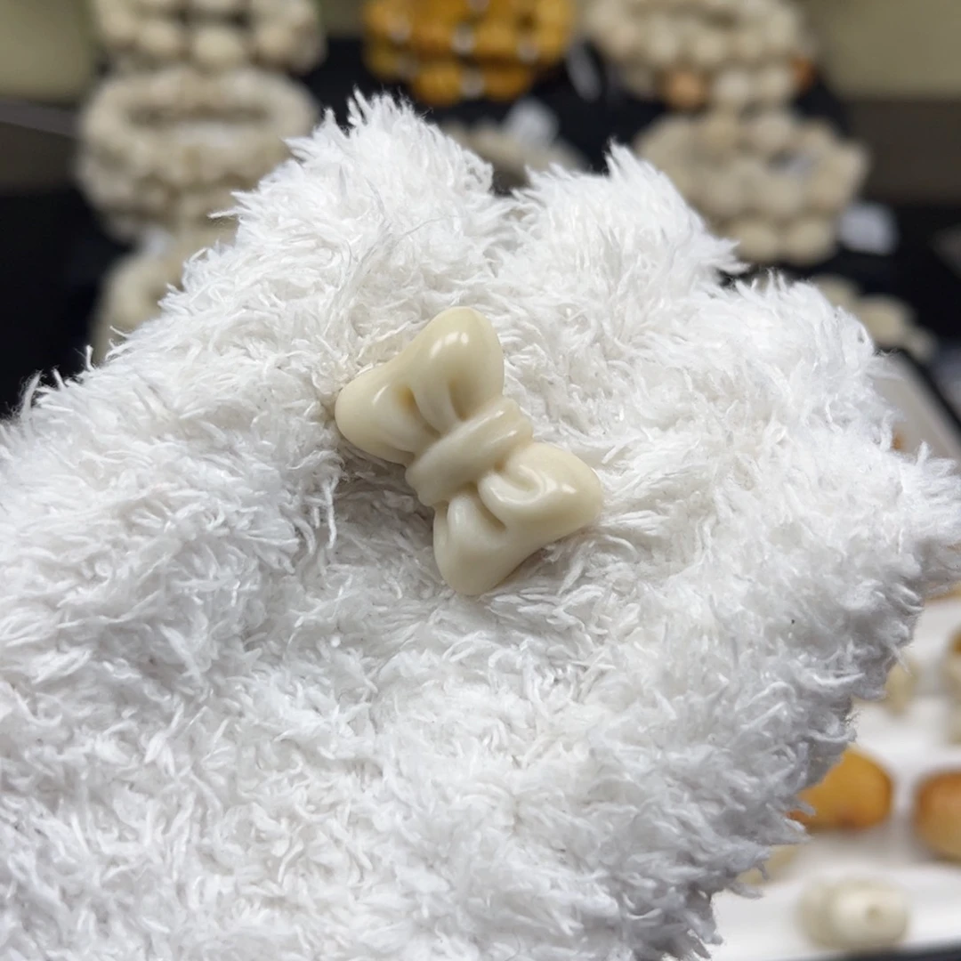 菩提根/象牙果吊坠2.10.19蝴蝶结瑕疵