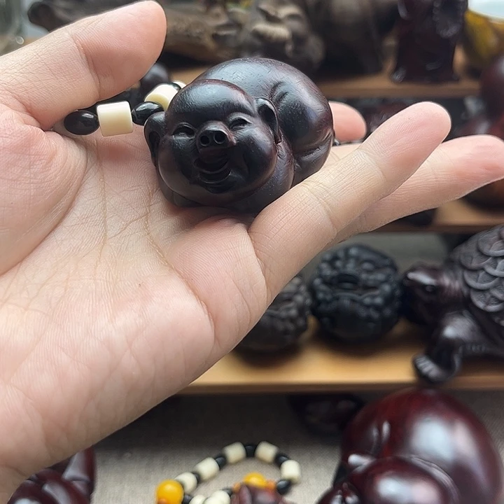 木紫檀红木雕刻福猪把件