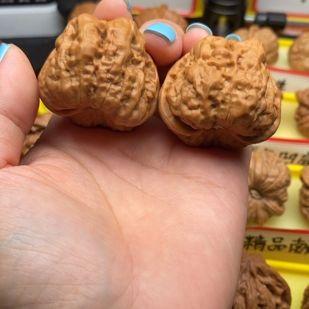一***大文玩核桃吊坠三角蛙