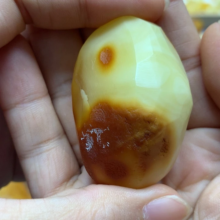 未镶嵌定制琥珀蜜蜡工坊原石定制