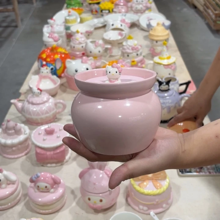 瓷片我在外面吃饭呢啊