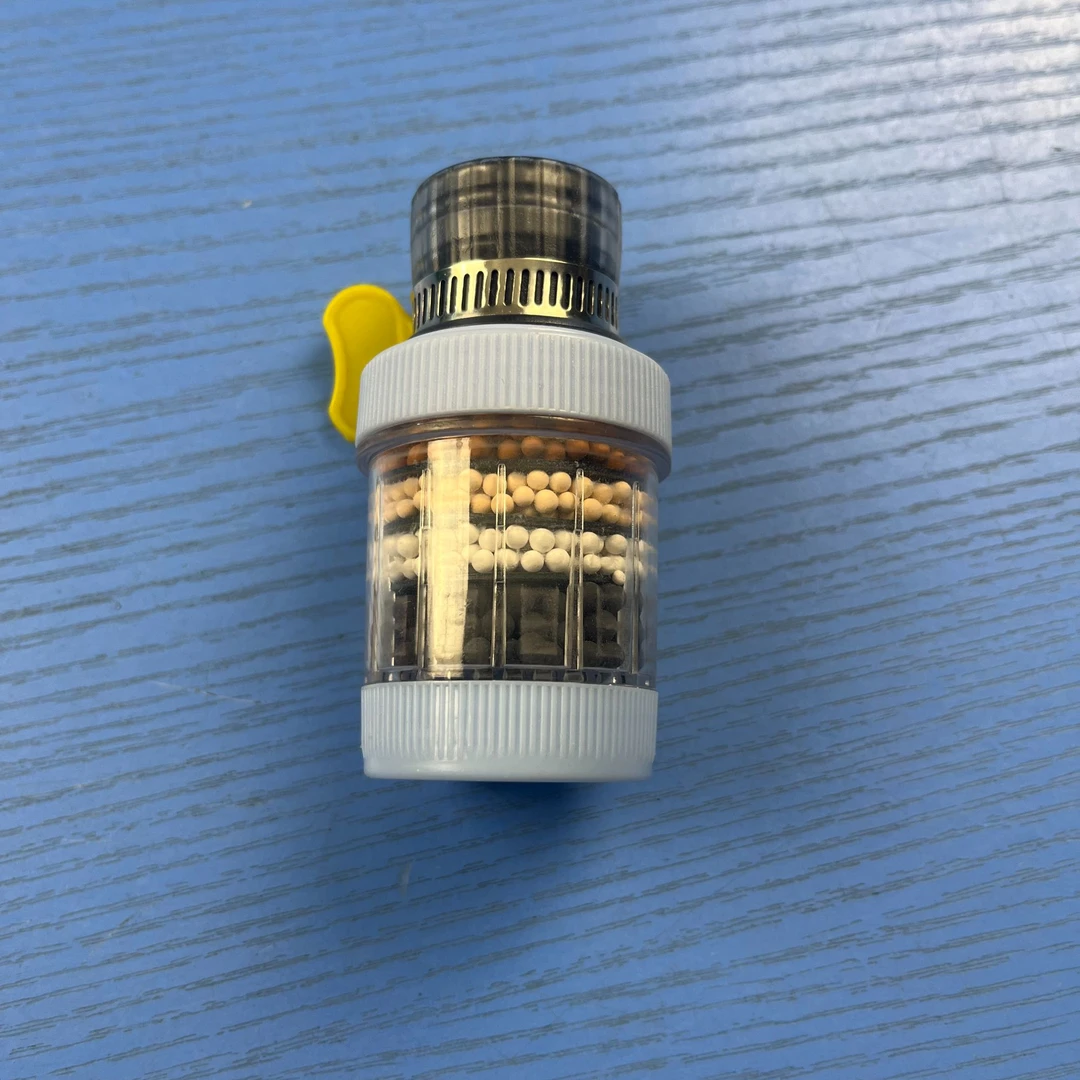 自来水过滤器滤水