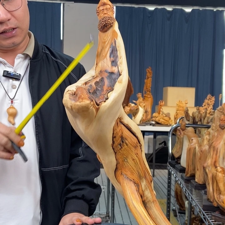 柏木（崖柏）随型摆件