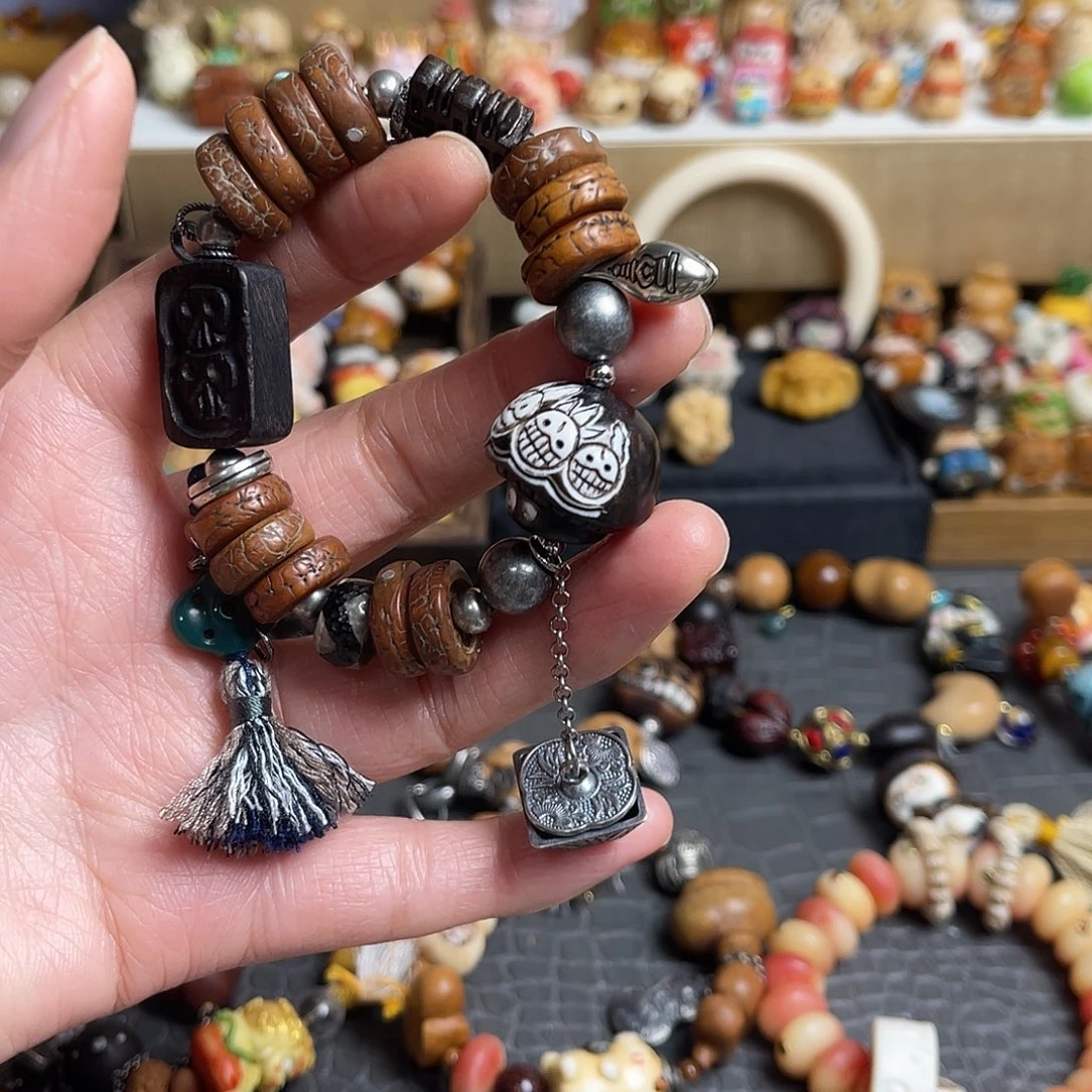 蔷***格合成碳硅石非金属原创设计制作