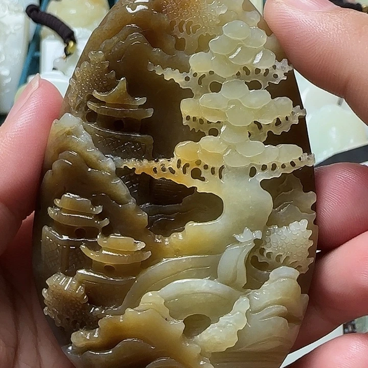 颈饰未镶嵌和田玉