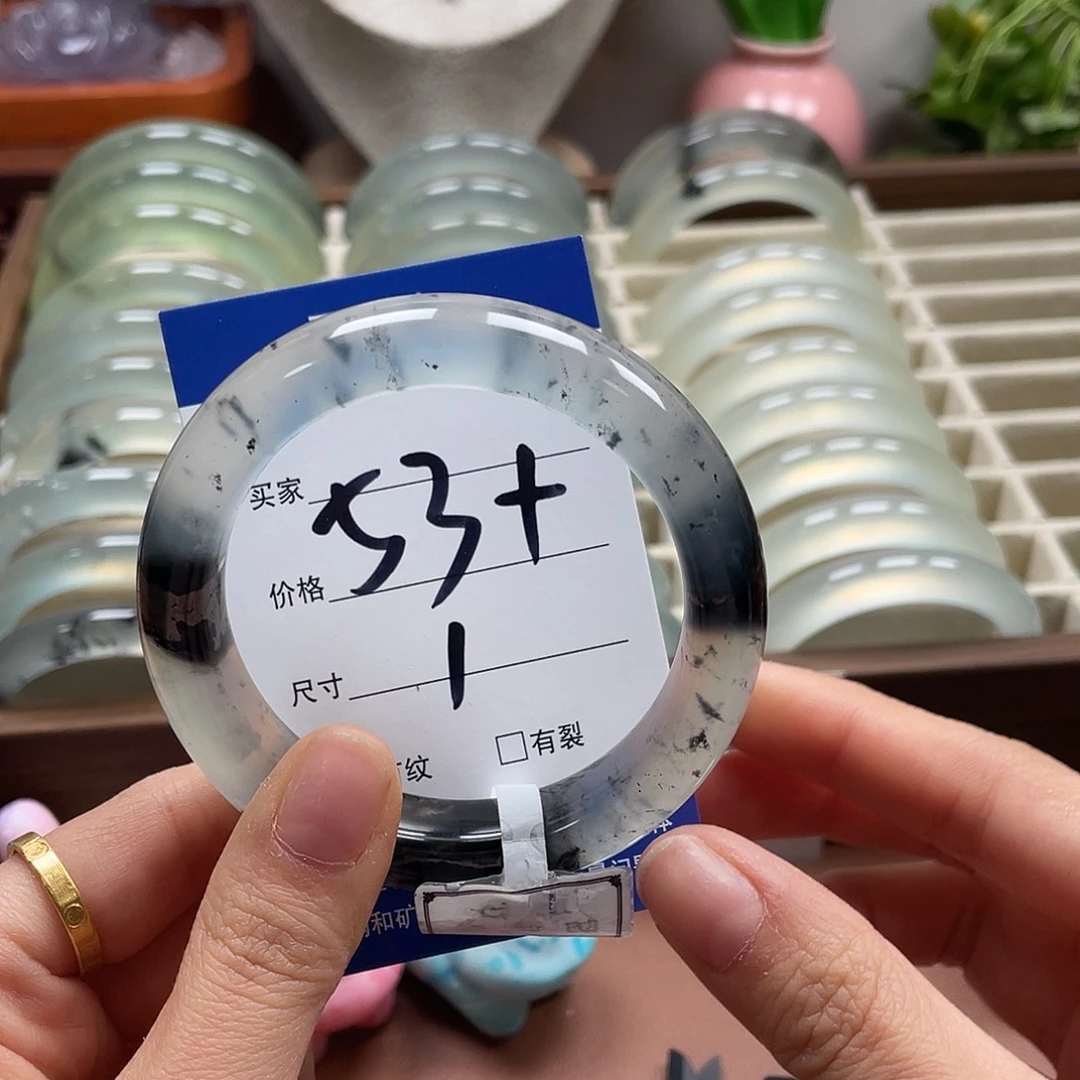 龙****蛇纹石玉未镶嵌手镯