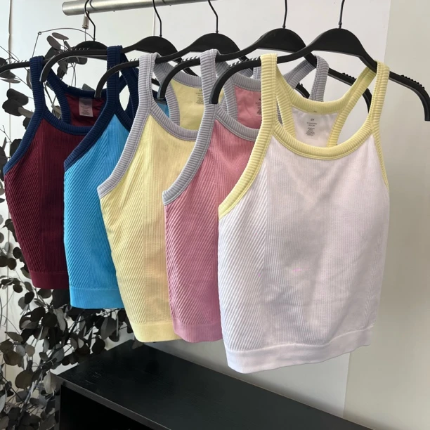 超舒服！多巴胺一体杯罗纹带胸垫防震长款运动背心