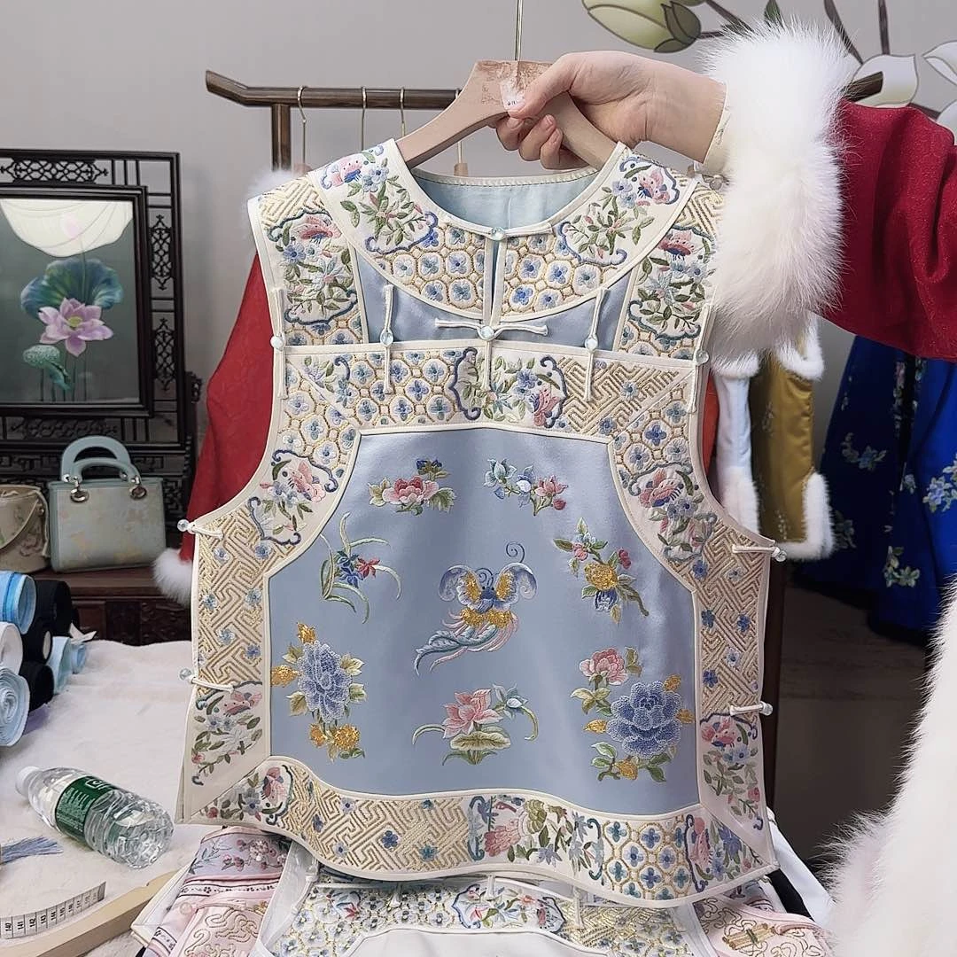 刺绣23.真丝苏绣四季款马甲