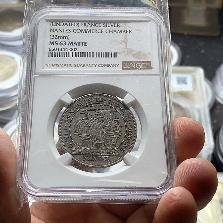 寒***~银Ag9003月29号评级回来了p