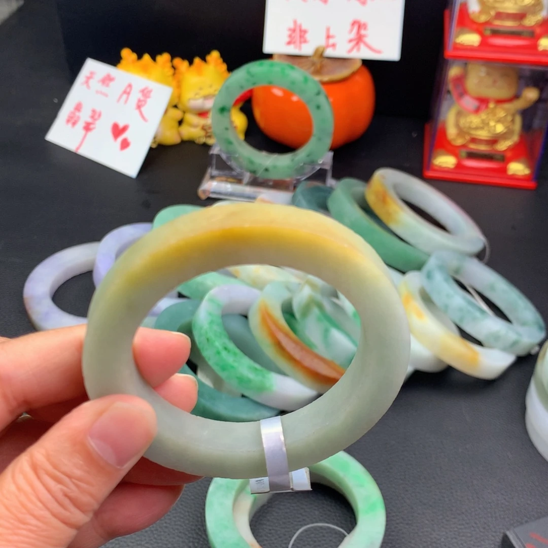 定制翡翠手镯未镶嵌