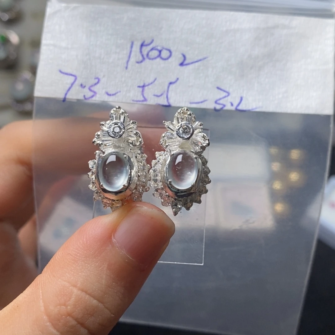 定制翡翠未镶嵌不退不换