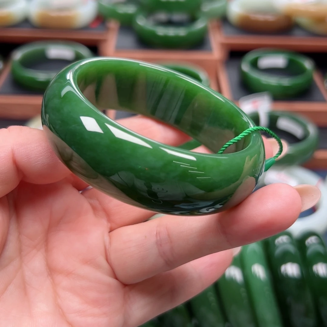 未镶嵌手镯和田玉（碧玉）5758圈口