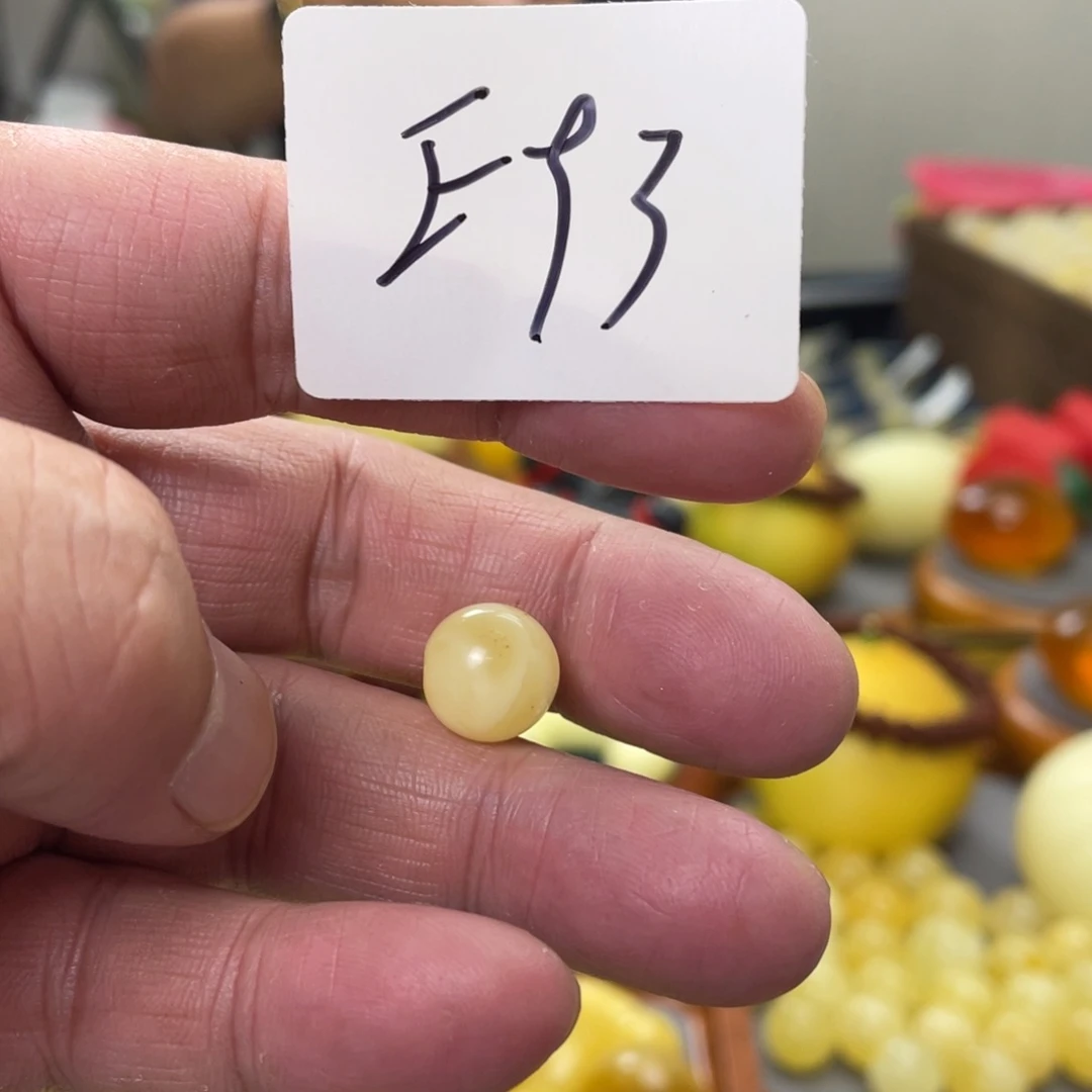 手链琥珀未镶嵌多样性发，发其中一件