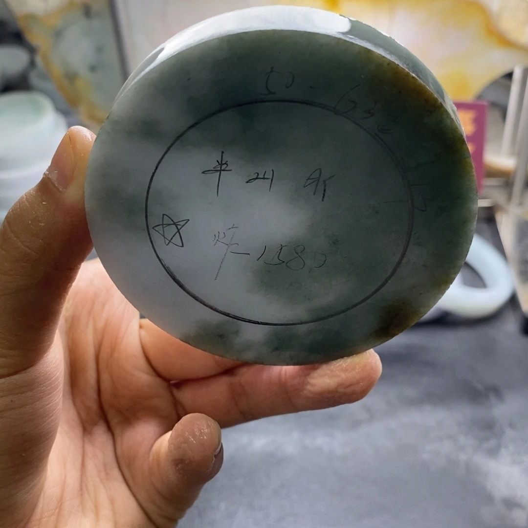 定制翡翠未镶嵌定制